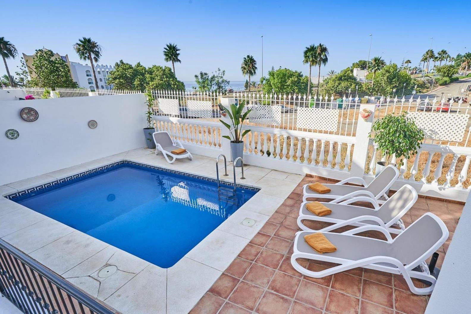 Villa Pura - Private Jacuzzi & Heated Pool Nerja Exterior photo