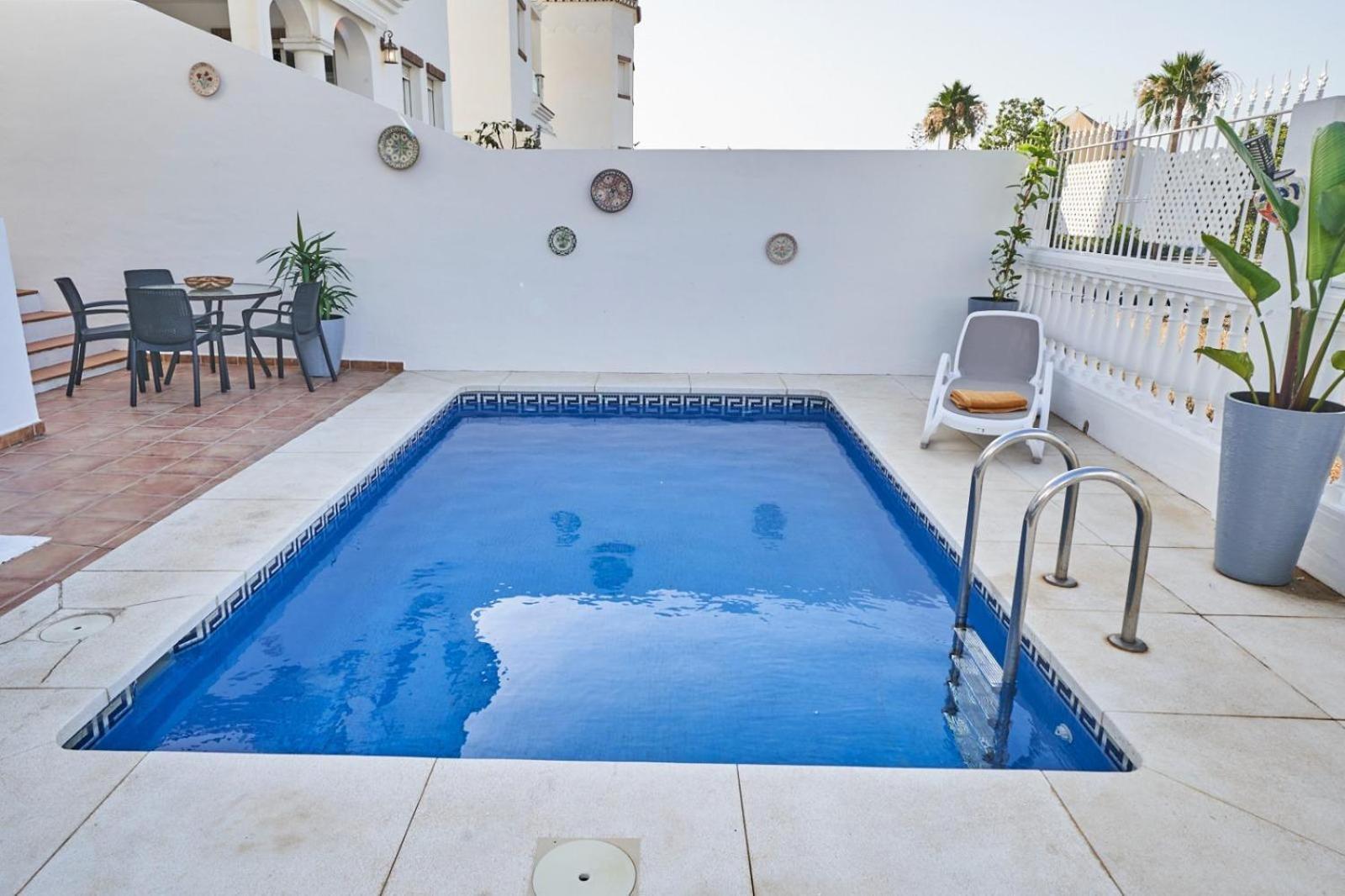 Villa Pura - Private Jacuzzi & Heated Pool Nerja Exterior photo
